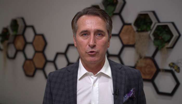 ömer bender,pro dr ömer bender,meme kanseri,meme kanseri tedavisi